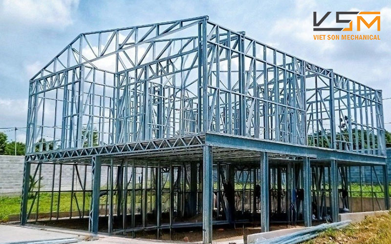 Light gauge steel house with safe structure