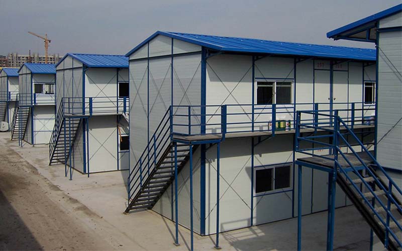 Construction of prefabricated dormitories with a cost of only 140 million VND