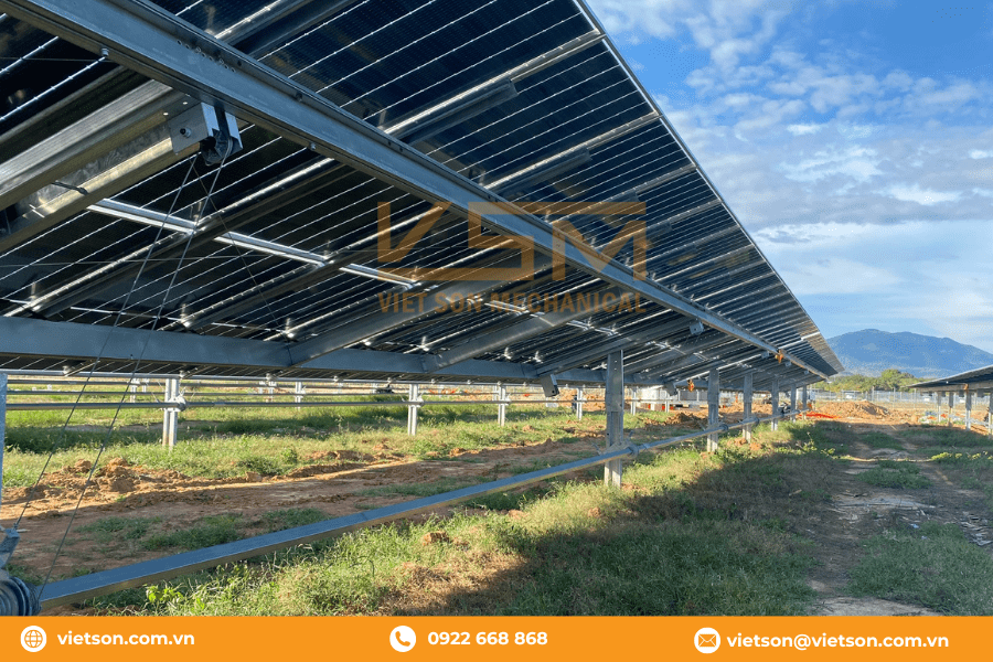khung solar farm